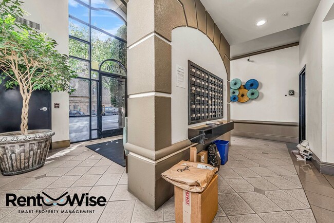 Building Photo - 1776 Sacramento St