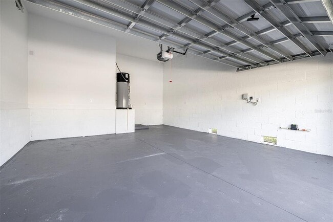 Building Photo - 7706 S Shamrock Rd