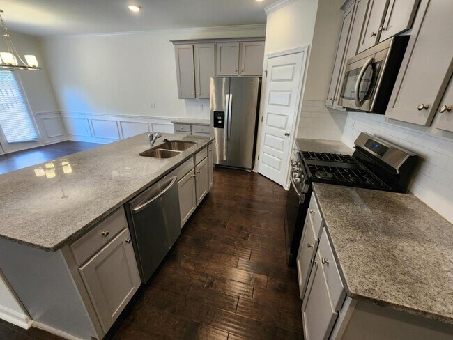 Building Photo - 2708 Wild Laurel Ct