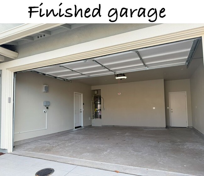 Building Photo - 1632 Greeley Wy