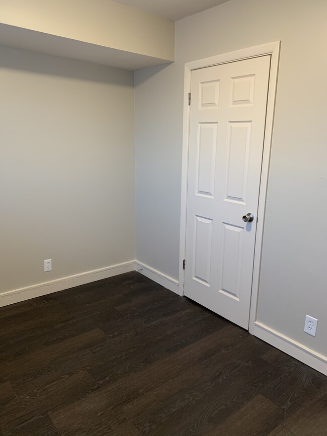 Building Photo - 2428 W Savannah Villa Oaks