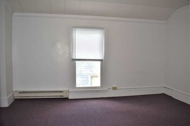 Building Photo - 209-211 N Clymer Ave