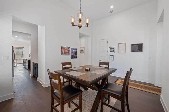 Building Photo - 7625 Alouette Dr