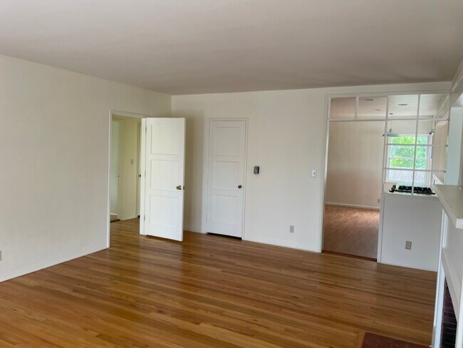 Building Photo - 3896 Pueblo Ave