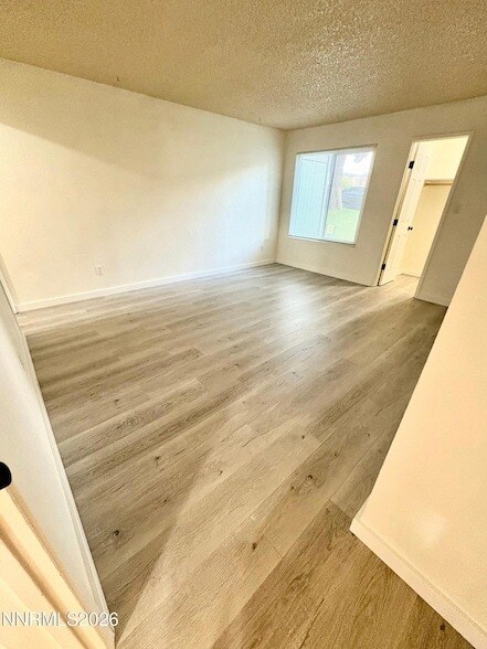 Building Photo - 3948 Clear Acre Ln