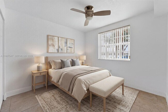 Building Photo - 2841 N Oakland Forest Dr