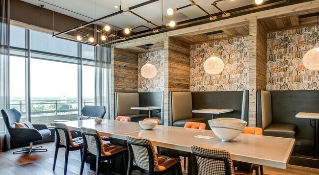 Building Photo - 8001 Woodmont Ave