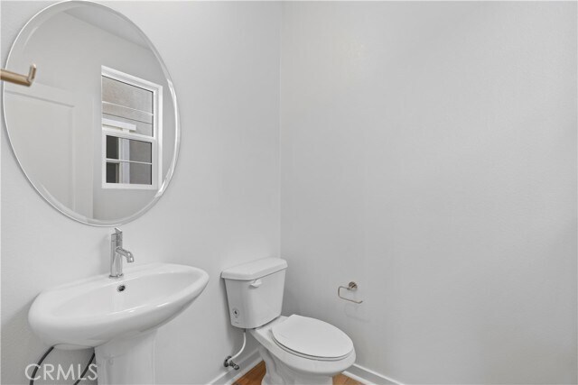 Building Photo - 12985 Royale Dr