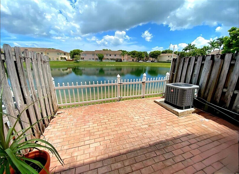 Primary Photo - 14273 SW 121st Pl