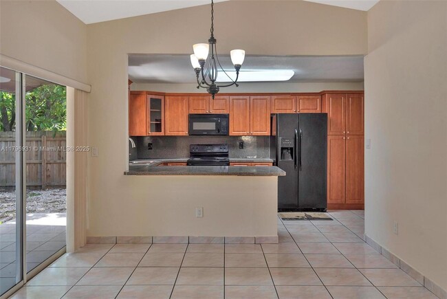 Building Photo - 13828 SW 283rd Terrace
