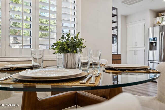 Building Photo - 15050 N Thompson Peak Pkwy