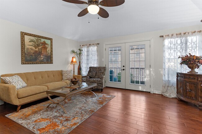 Building Photo - 3402 Haywood Ct