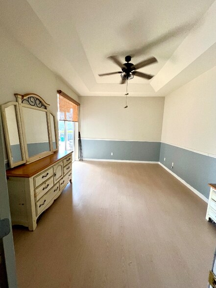 Building Photo - 616 Mirror Lakes Falls Ln