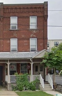 Building Photo - 531 Linden St