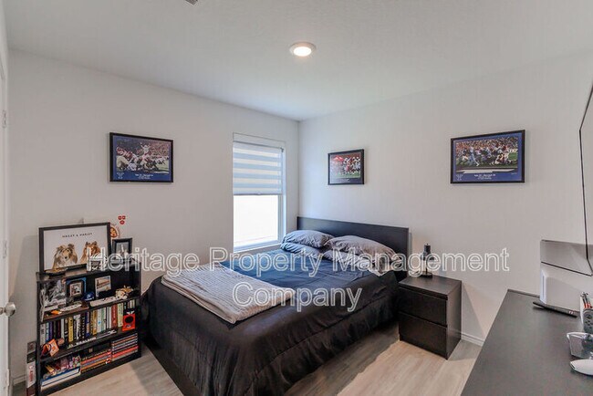 Building Photo - 10502 Torroja Wy