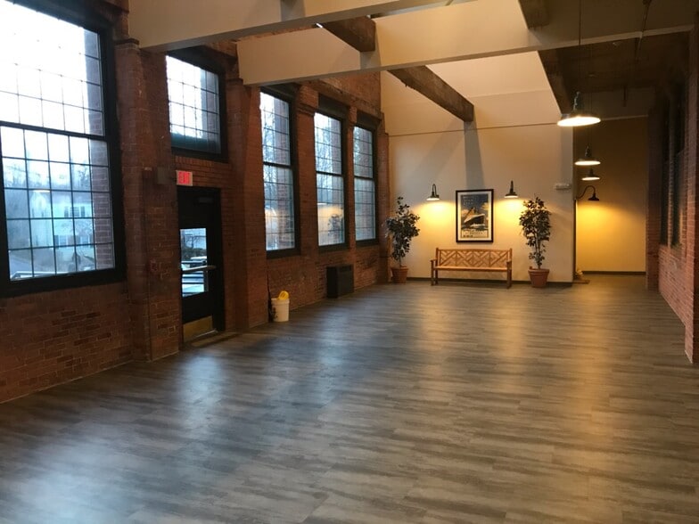 Inside dog run for rainy days - 25 Grand St