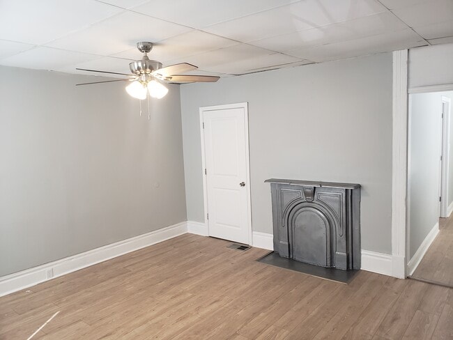 Front Bedroom - 1843 Bank St