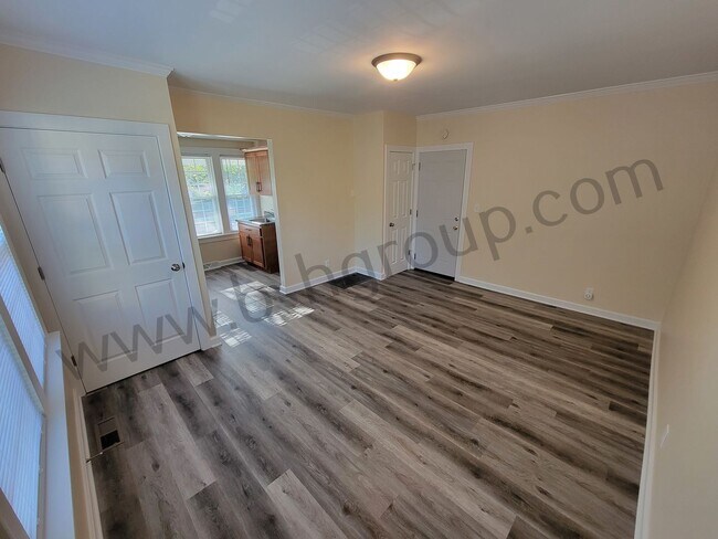 Building Photo - 6743 12th Ave