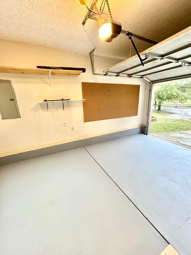 Building Photo - 2453 Prescott Ln