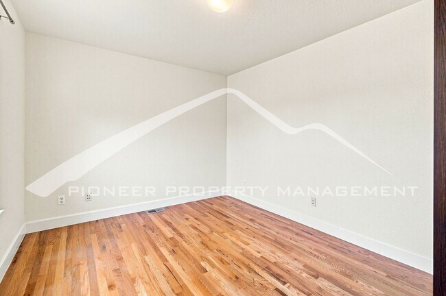 Building Photo - 7786 E Severn Pl
