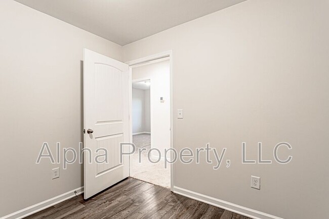 Building Photo - 320 Trail Branch Ct.