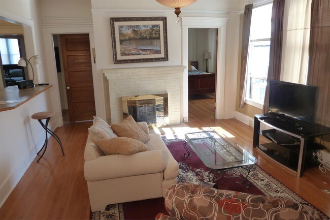 Building Photo - 2129 Rucker Ave