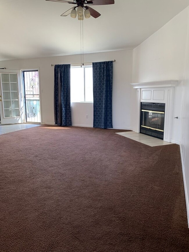 Building Photo - Tyner Ranch Home