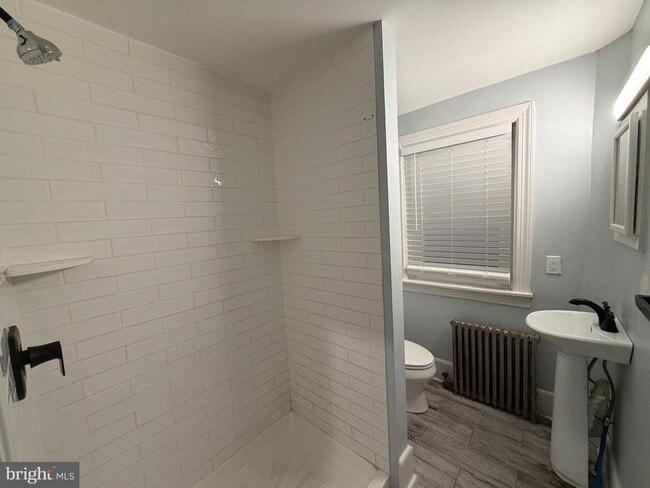 Building Photo - 1429 N Clayton St