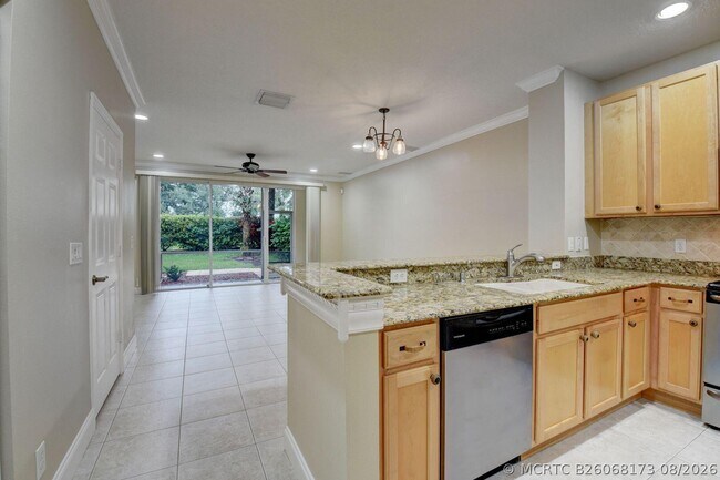 Building Photo - 9113 Tremezzo Ln