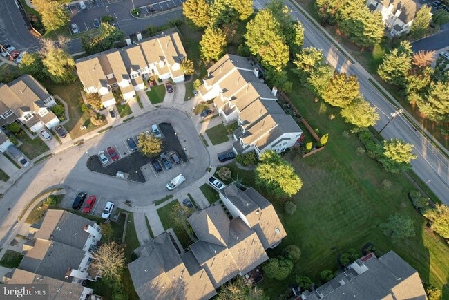 Building Photo - 443 Tuvira Ln