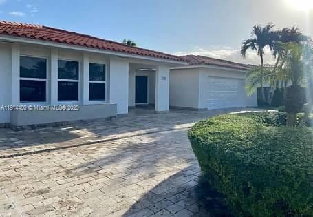 Building Photo - 2441 SW 124th Ave