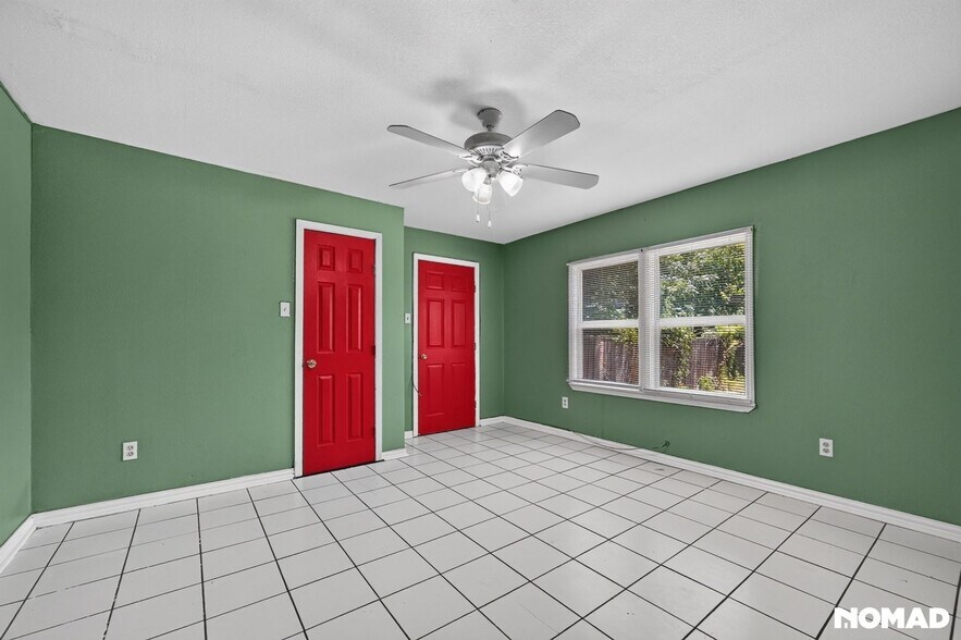 Building Photo - 4022 Baker Ave