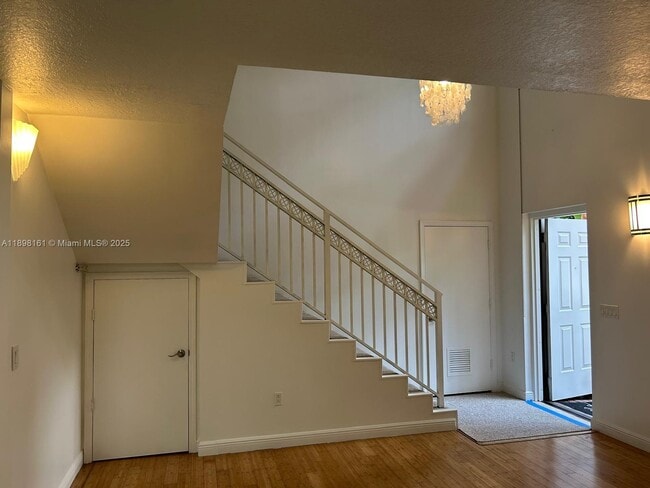 Building Photo - 888 Douglas Rd