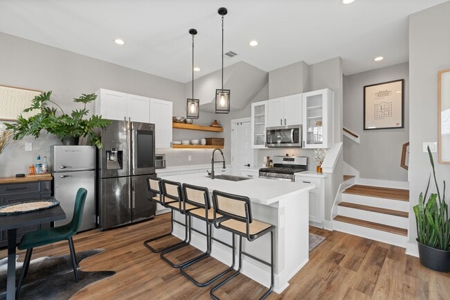 Building Photo - 5903 Wheatley Holw Ln