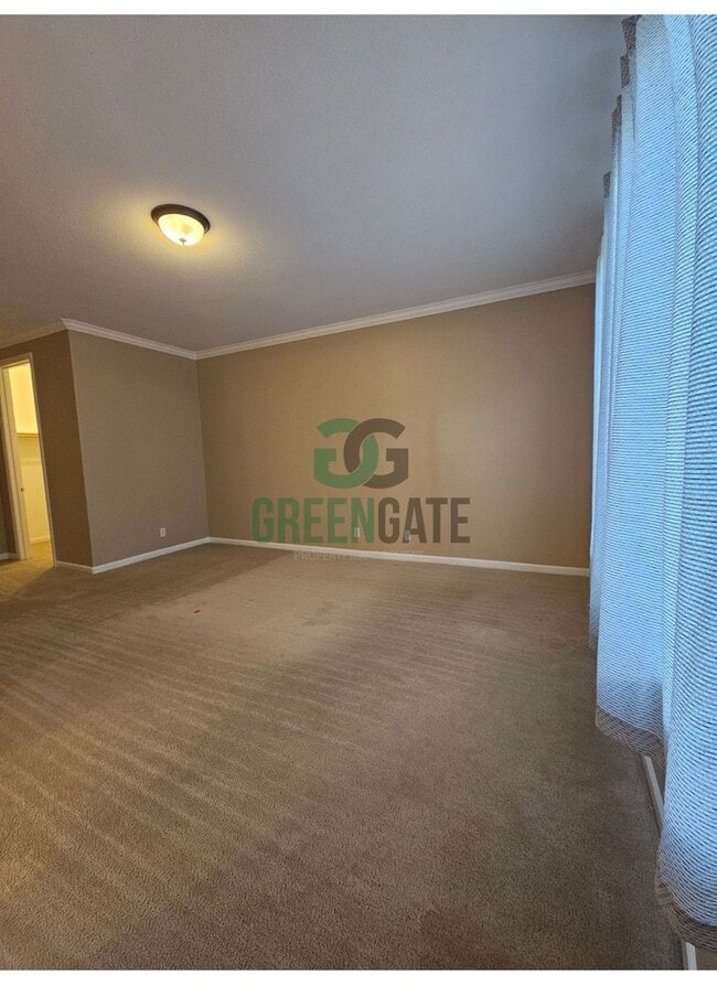 Building Photo - Spacious 4 Bedroom 3 Bath in Patterson! AV...