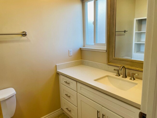 Building Photo - Beautiful 3bed/2ba house on Cul-de-sac. Great location with Cupertino Schools.