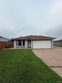 Building Photo - 14 E Rogers Rd