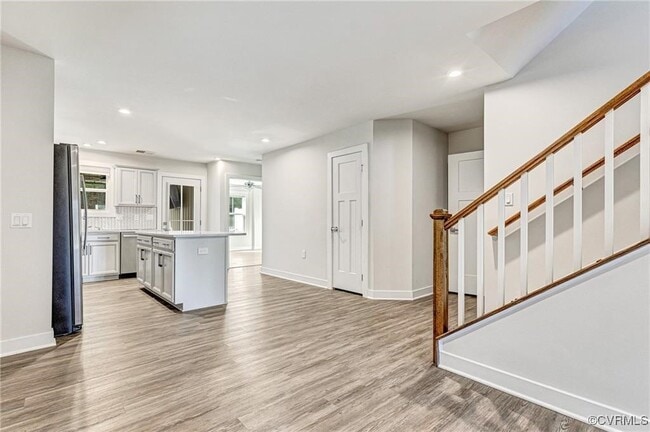 Building Photo - 6573 Carters Walk Ln