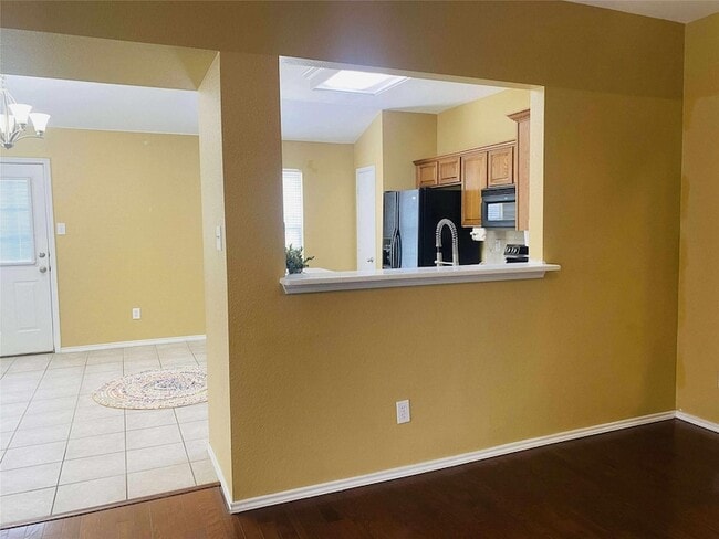 Building Photo - 209 Moonlight Dr