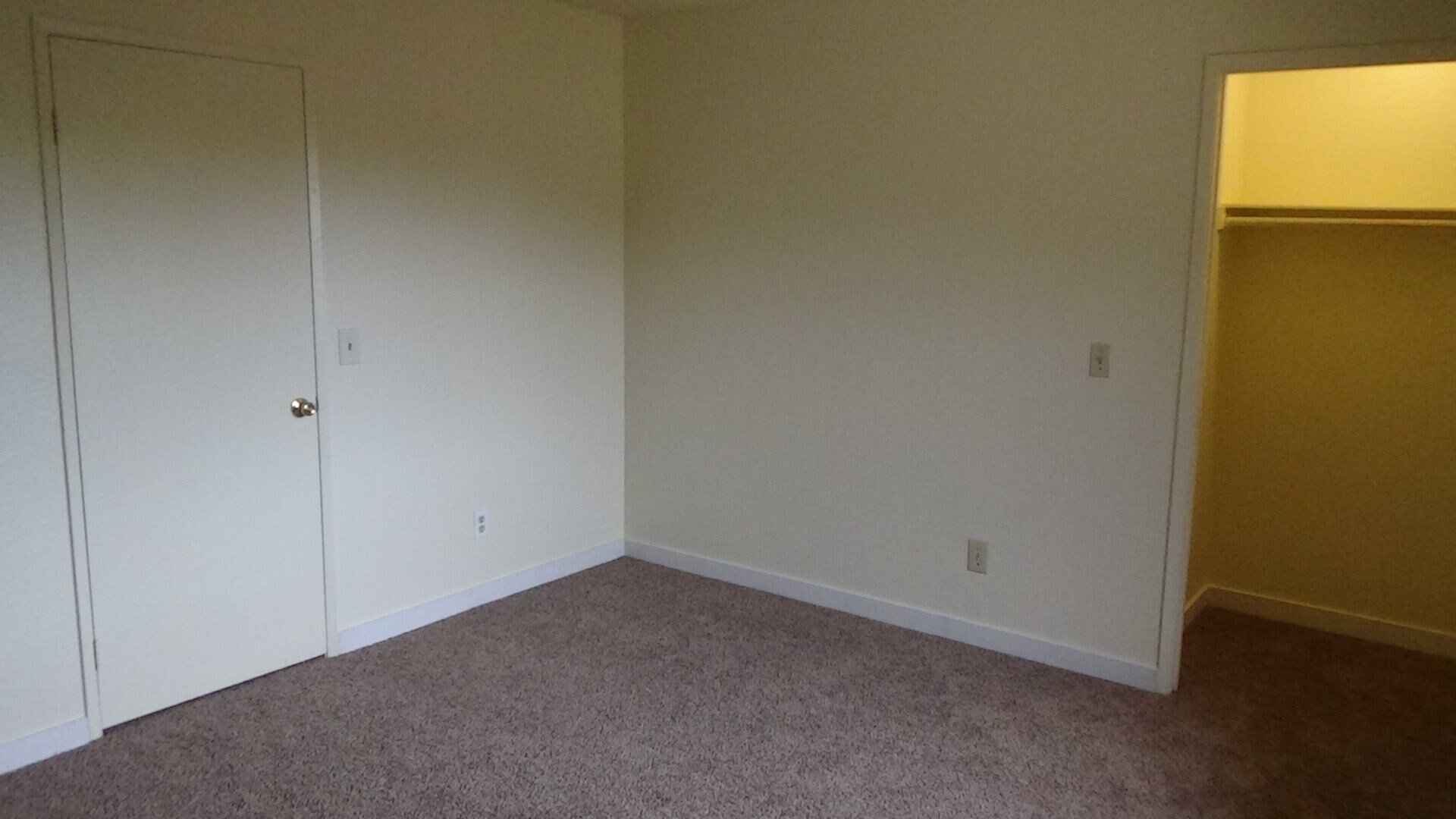 Bed1 - 1117 Seabreeze Way