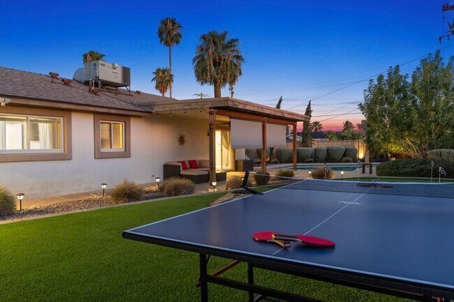 Building Photo - UN-FURNISHED!! 3 Bedroom/ 2Bath in Heart of Scottsdale!!