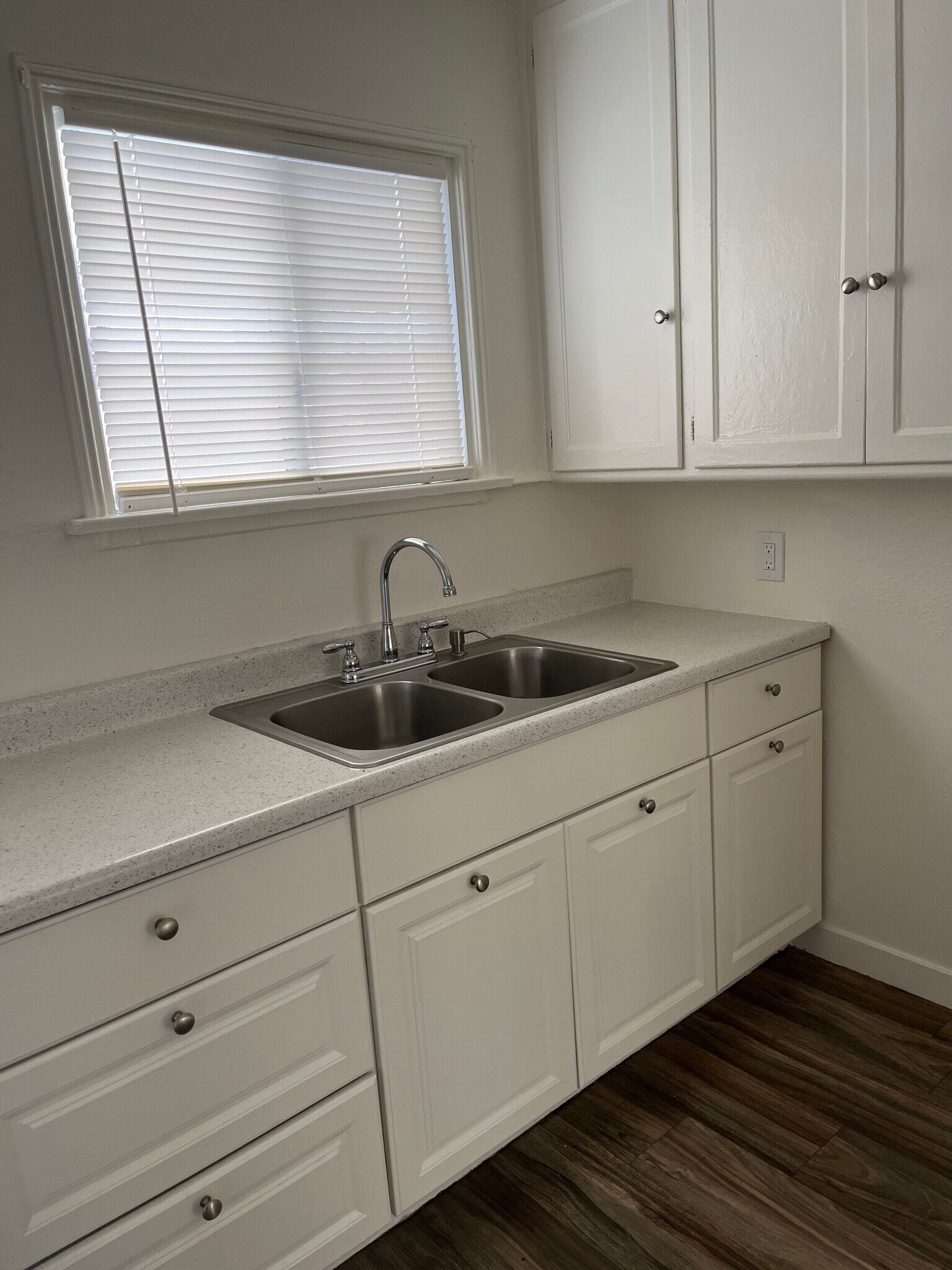 Building Photo - 16016 S Harvard Blvd