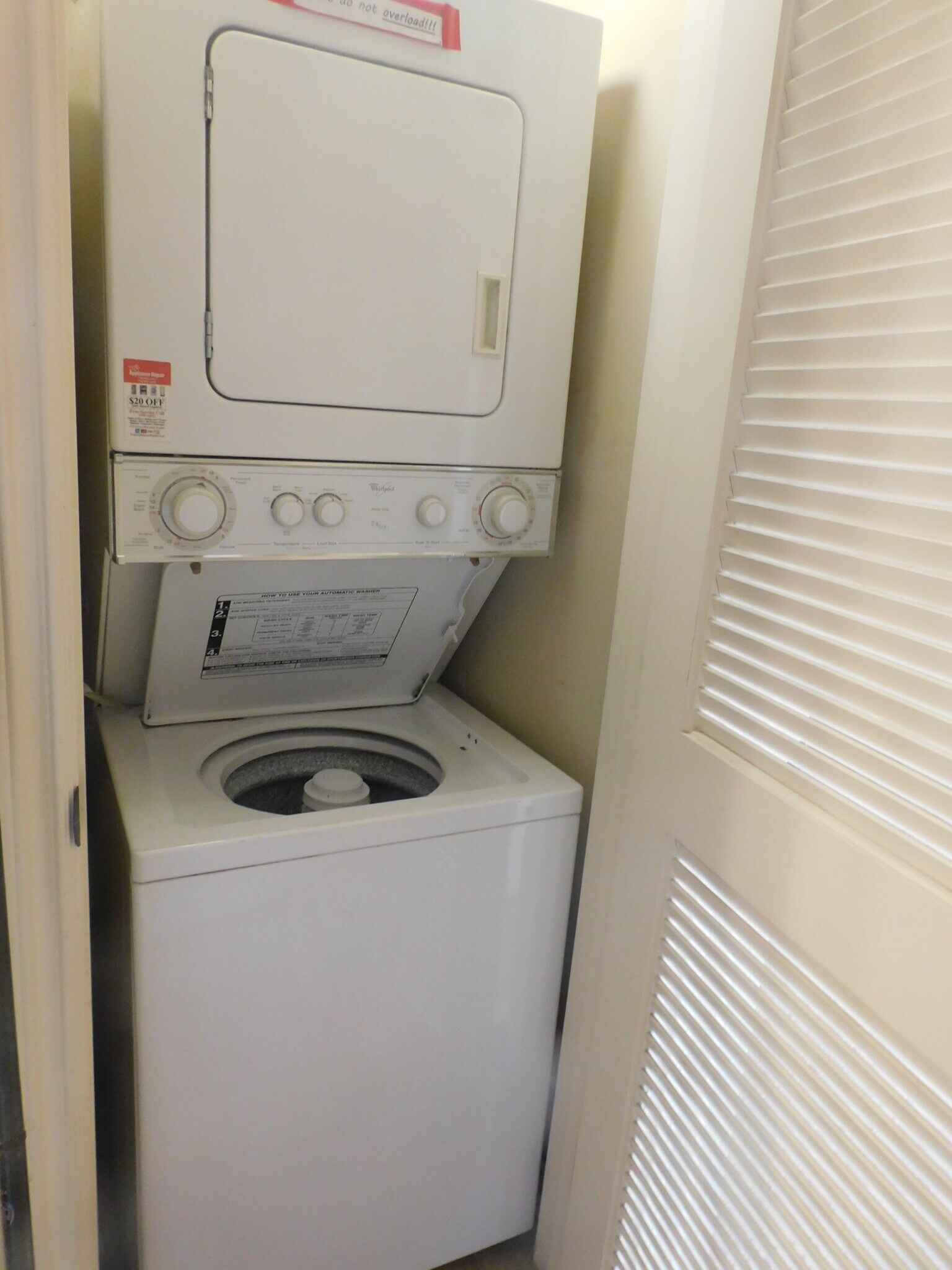 Building Photo - 175 Avenida Descanso