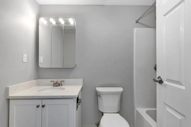 Building Photo - Watermill Place