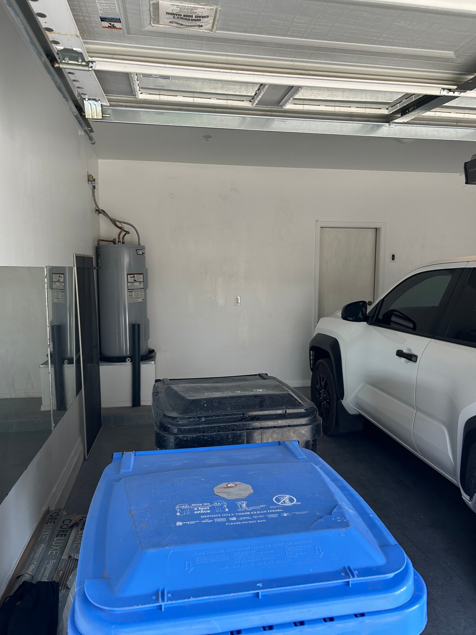 Building Photo - 3621 E Leslie Dr