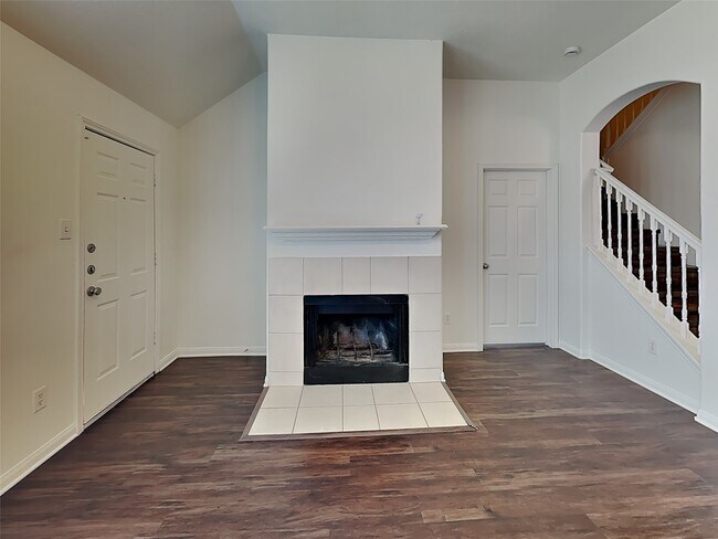 Building Photo - 30 Huntington Bend Dr