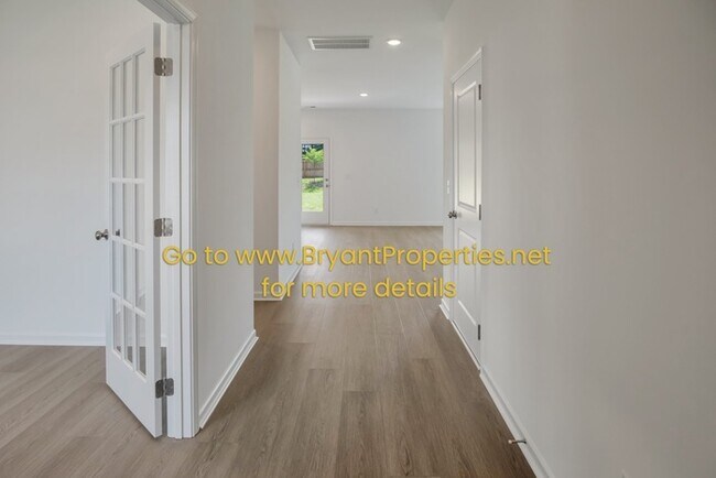Building Photo - Gallatin - New 4-Bedroom