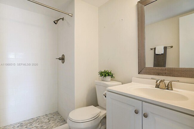 Building Photo - 6327 Chasewood Dr