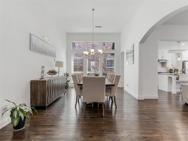 Building Photo - 708 Sandbox Dr