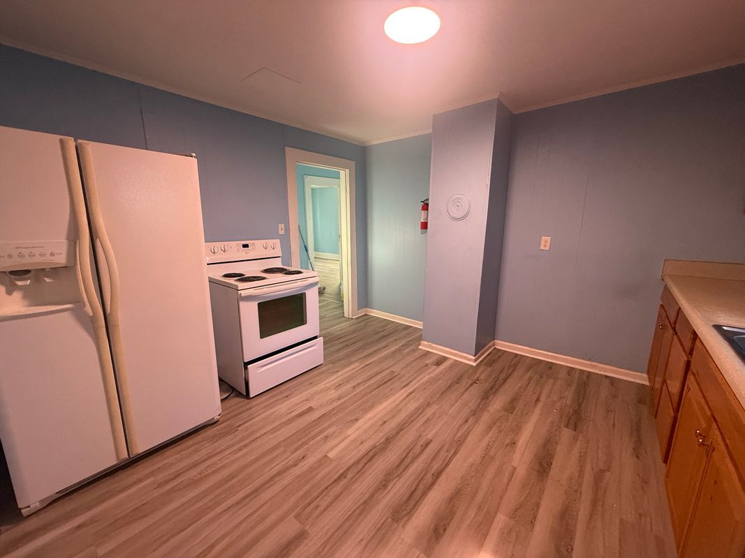 Building Photo - 706 Mcpherson St